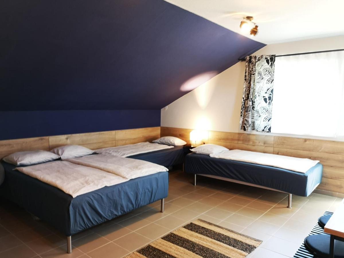 Gyoengyszem Vendeghaz Hotel Eger Luaran gambar