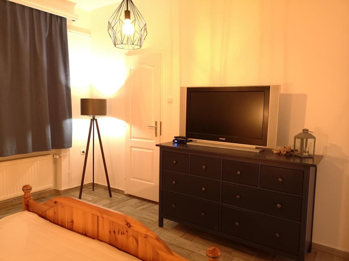 Gyoengyszem Vendeghaz Hotel Eger Luaran gambar